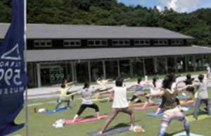 yoga-300x193